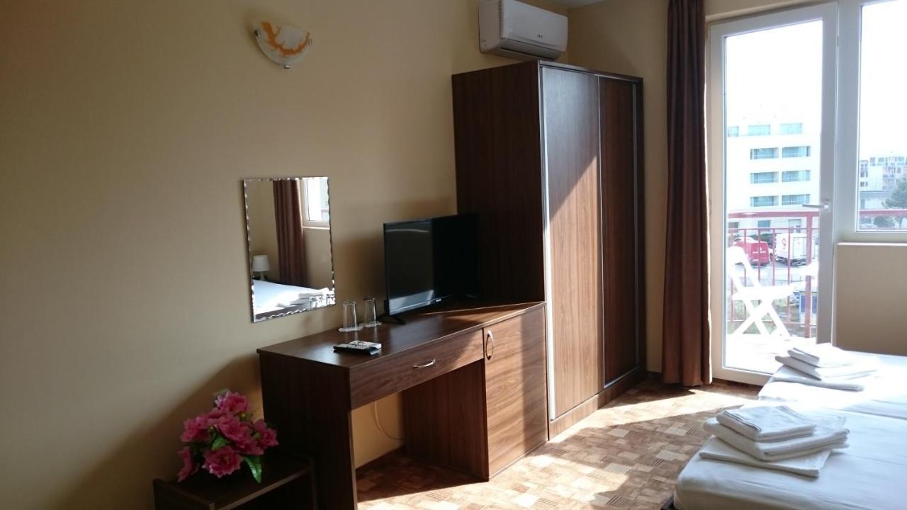 Hotel Sapphire Primorsko Exterior foto